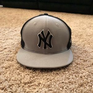 Yankees 7 1/8 New Era Fitted Hat